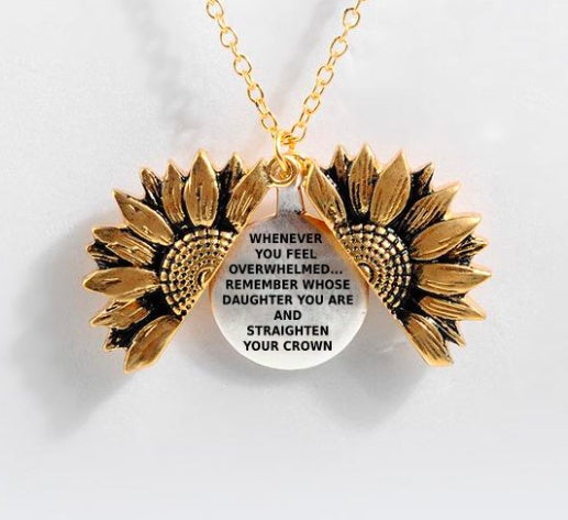 Collar con letras de doble capa de girasol