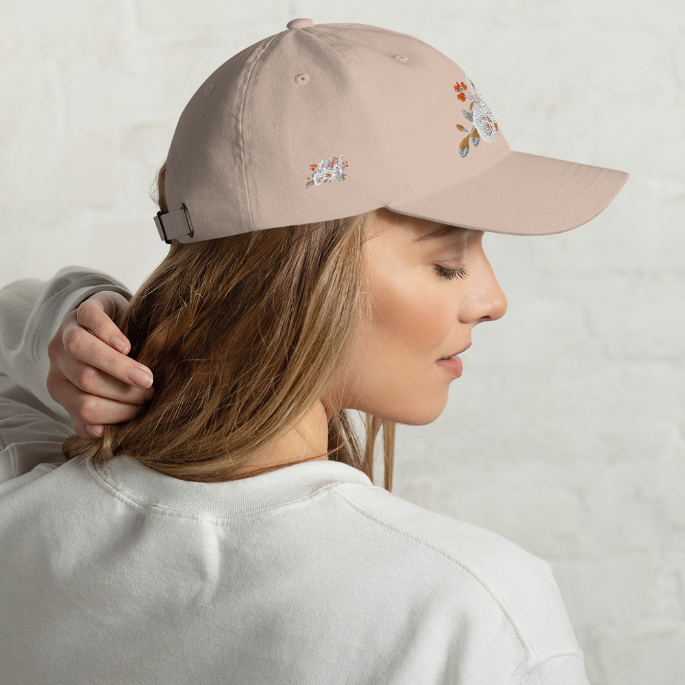 Gorra Con Bordado De Hermosas Flores